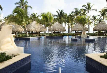 Dominikanische-Republik-Barcelo-Bavaro-Pool-Maximum-Golfreisen