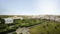 Maximum Golfreisen Webseite mit Robinson Club Agadir und Hotelbild mit Überblick