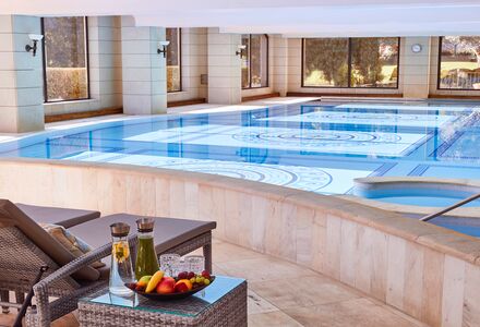 SHR_Mallorca_Hotel_Steigenberger_Resort_Spa_Indoor_Pool-Maximum-Golfreisen