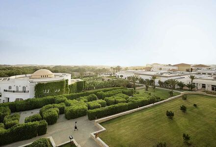 Maximum Golfreisen Webseite mit Robinson Club Agadir und Hotelbild mit Überblick