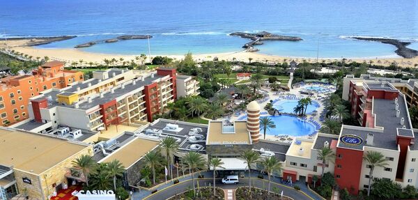 MAXIMUM Golfreisen Elba Carlotta Beach & Convention Resort