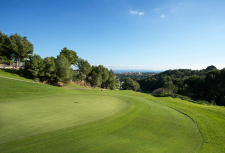 Maximum Golfreisen bietet Greenfee und Golfpakete auf Mallorca- Hier der Platz Real Golf de Bendinat