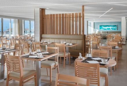Golfurlaub für Paare auf Mallorca-Elba Sunset Hotel-Bilder von Buffet Restaurant-Maximum Golfreisen