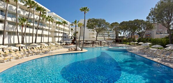MAXIMUM Golfreisen Iberostar Waves Playa de Palma