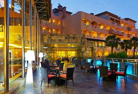 Elba-Sara-Beach-Golf-Hotel-Maximum-Golfreisen-die Terrasse