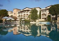 Das Hotel und das Pool-Aphrodite Hills Hotel-Maximum Golfreisen