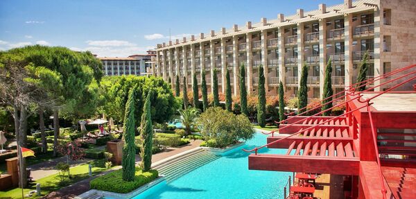 MAXIMUM Golfreisen Gloria Serenity Resort