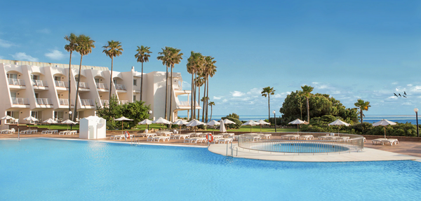 MAXIMUM Golfreisen Iberostar Waves Royal Andalus