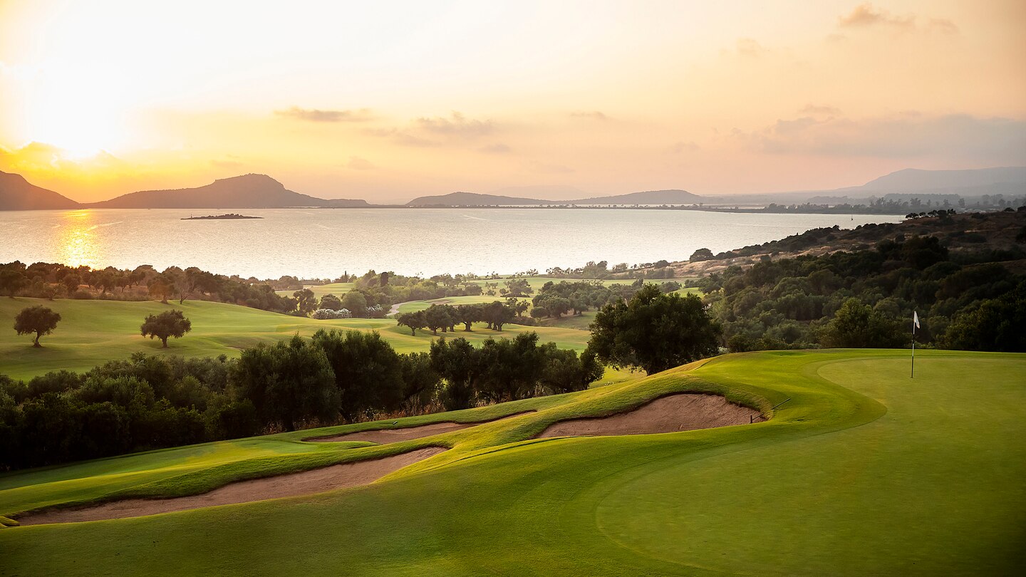 Golfreise nach Costa Navarino- Paphos-mit Informationen und Beschreibungen der Golfplätze-Sonnenuntergang