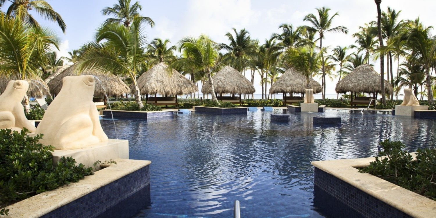 Dominikanische-Republik-Barcelo-Bavaro-Pool-Maximum-Golfreisen