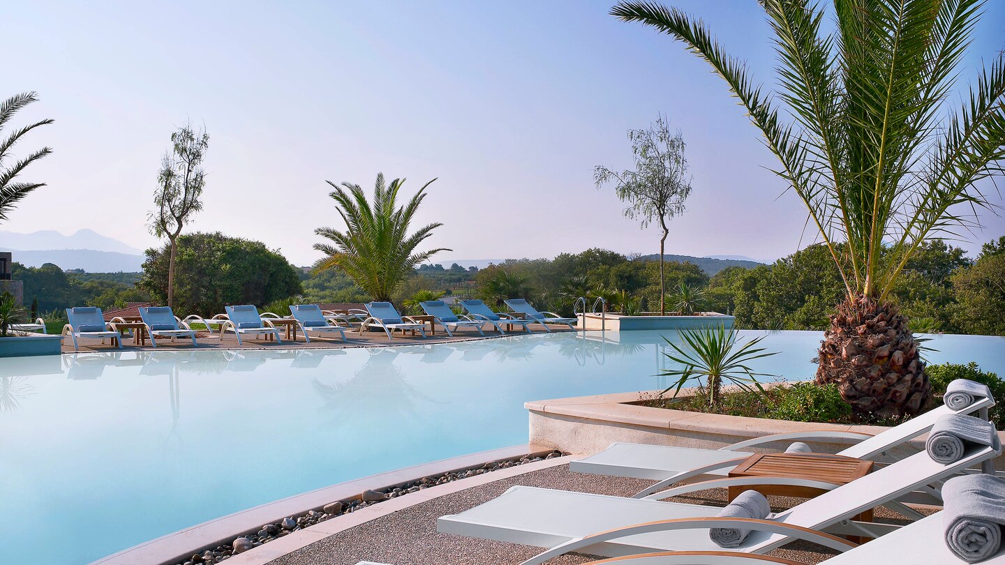 Maximum Golfreisen Reiseangebote Griechenland, The Westin Costa Navarino, Pool