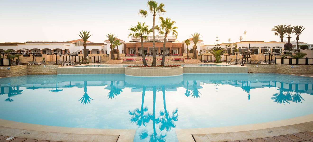 Maximum Golfreisen Webseite mit Robinson Club Agadir und Pool