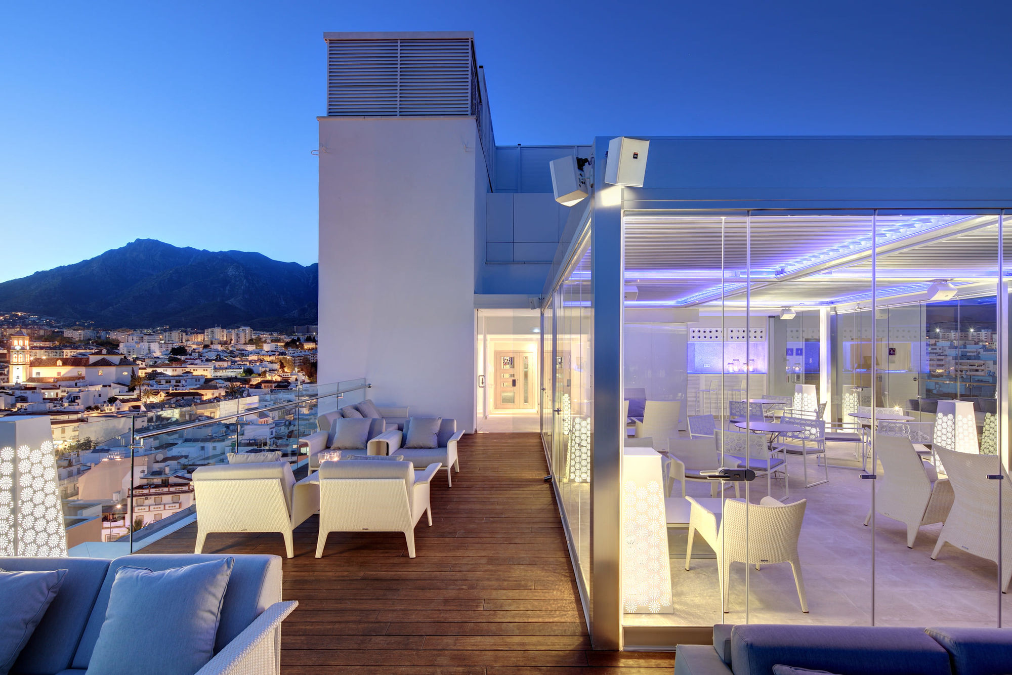 Amare-Beach-Roofbar-Maximum-Golfreisen