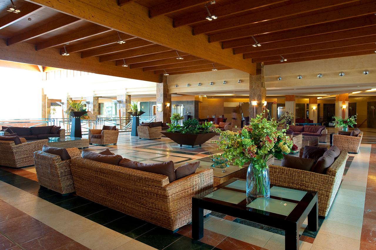 Golfurlaub in Fuerteventura-Elba-Sara-Beach-Golf-Hotel-Lobby-Maximum-Golfreisen