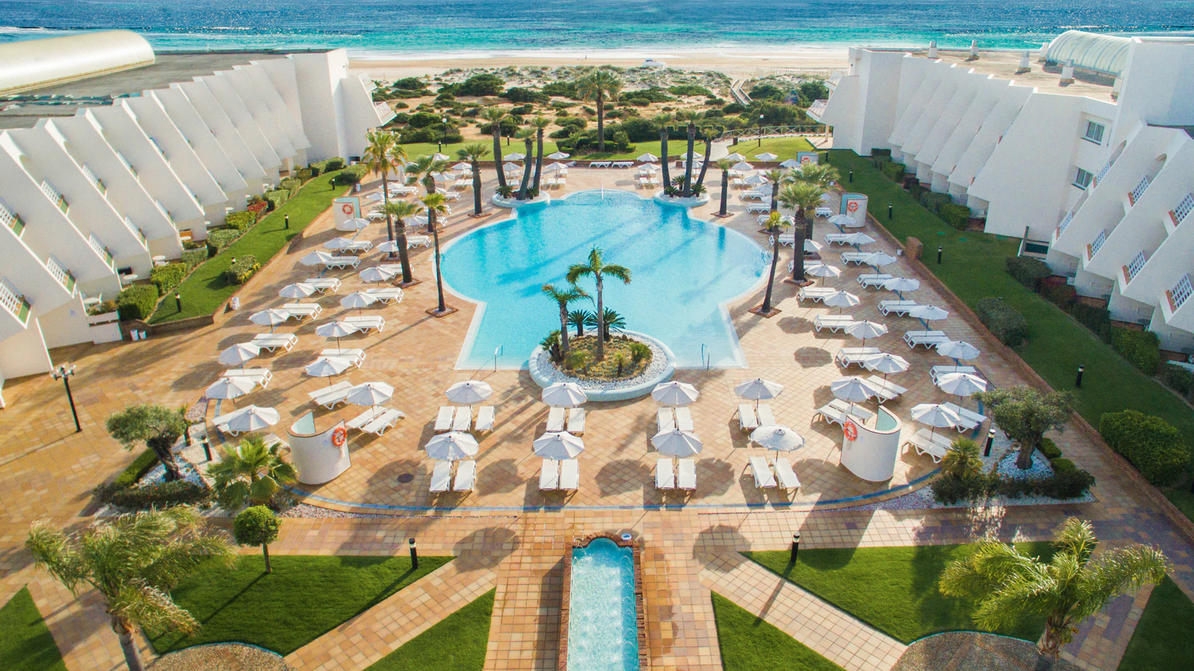 Luftaufnahme von Iberostar Royal Andalus in Costa de la Luz in Spanien