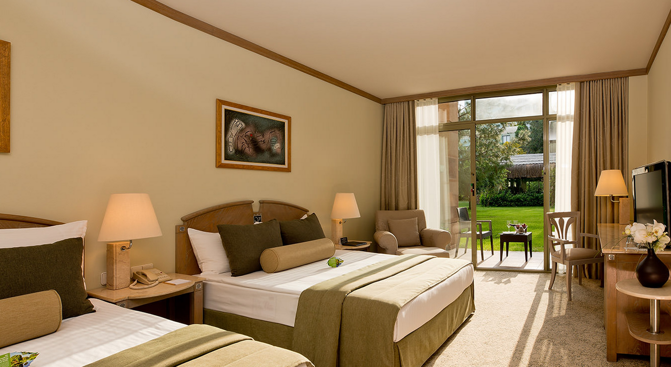 Gloria Verde Resort - Golfreisen in die Türkei mit Flug aus Österreich, Deutschland und Schweiz inkludiert Golfbagbeförderung All Inklusive Golfurlaub  Gloria Verde in Belek zu buchen - Maximum Golfreisen