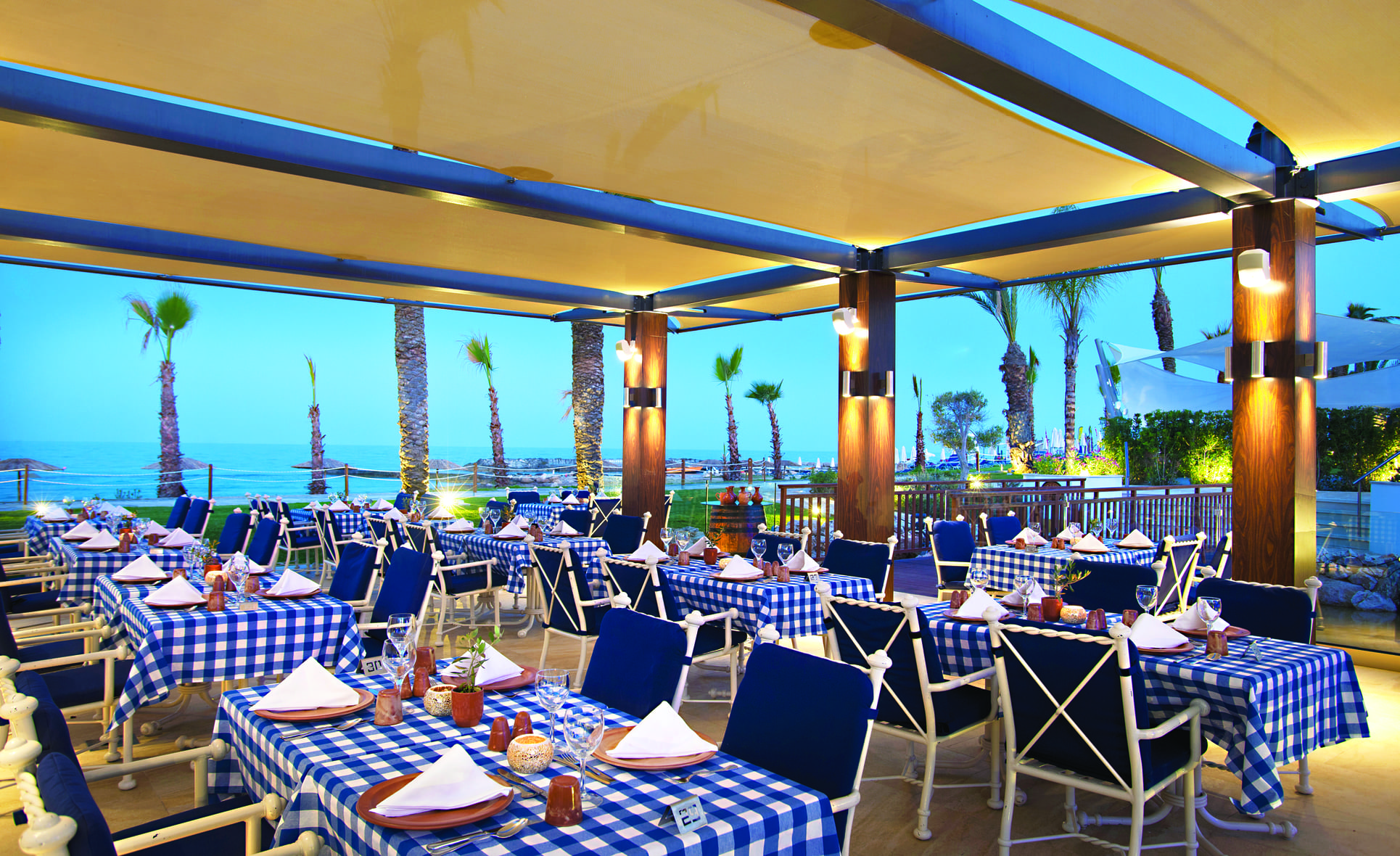 Olympic Lagoon-All Inklusive Golfferien in Zypern-Griechische Taverna in Paphos